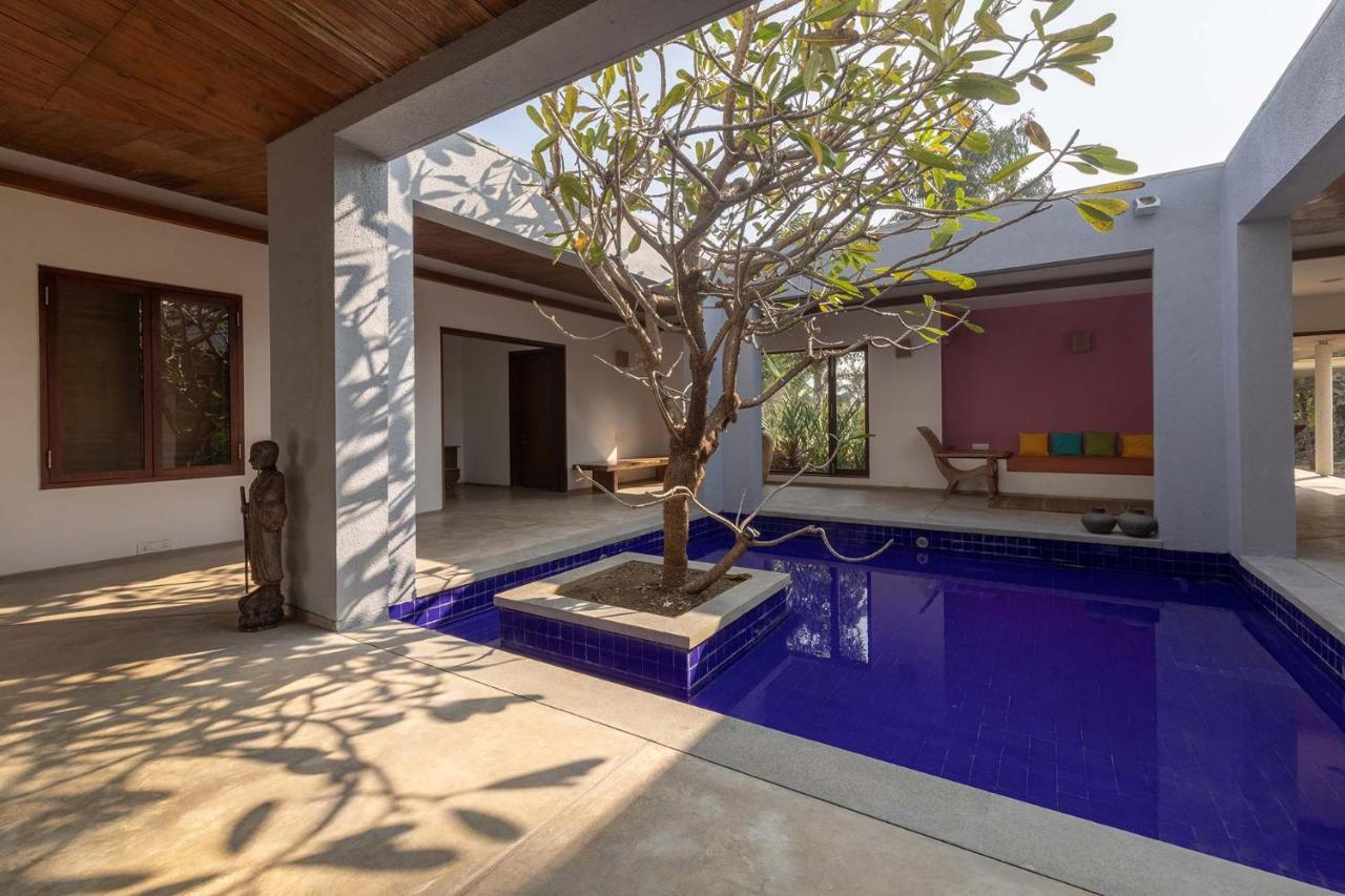 Jay House By Stayvista - Leisure Oasis With Pool, Snooker, Table Tennis & Foosball Fun Alībāg Εξωτερικό φωτογραφία