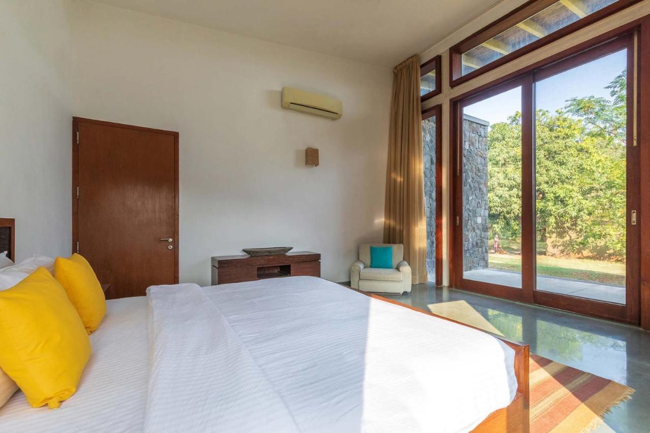 Jay House By Stayvista - Leisure Oasis With Pool, Snooker, Table Tennis & Foosball Fun Alībāg Εξωτερικό φωτογραφία